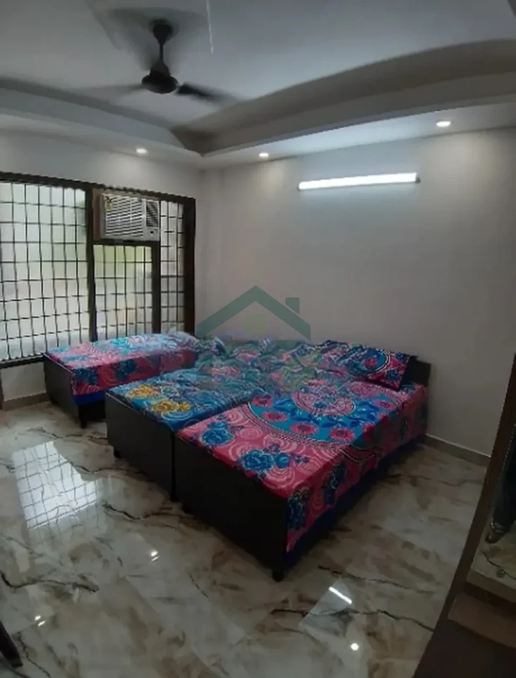 Radha PG in Ashok Vihar, Delhi — property photo 3