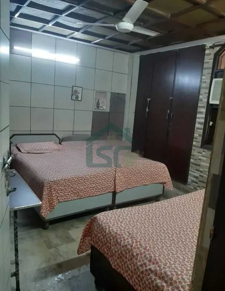 Shri Girls PG in Patel Nagar, Delhi — property photo 1