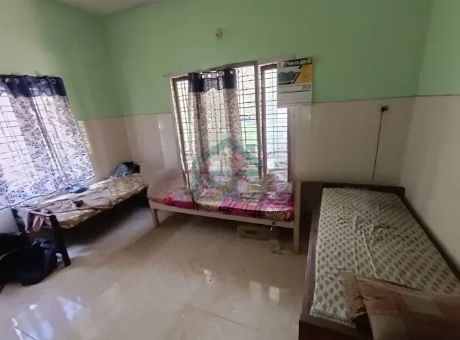 Photo 4 of Kripa Gents PG, Alinchuvadu, Kochi