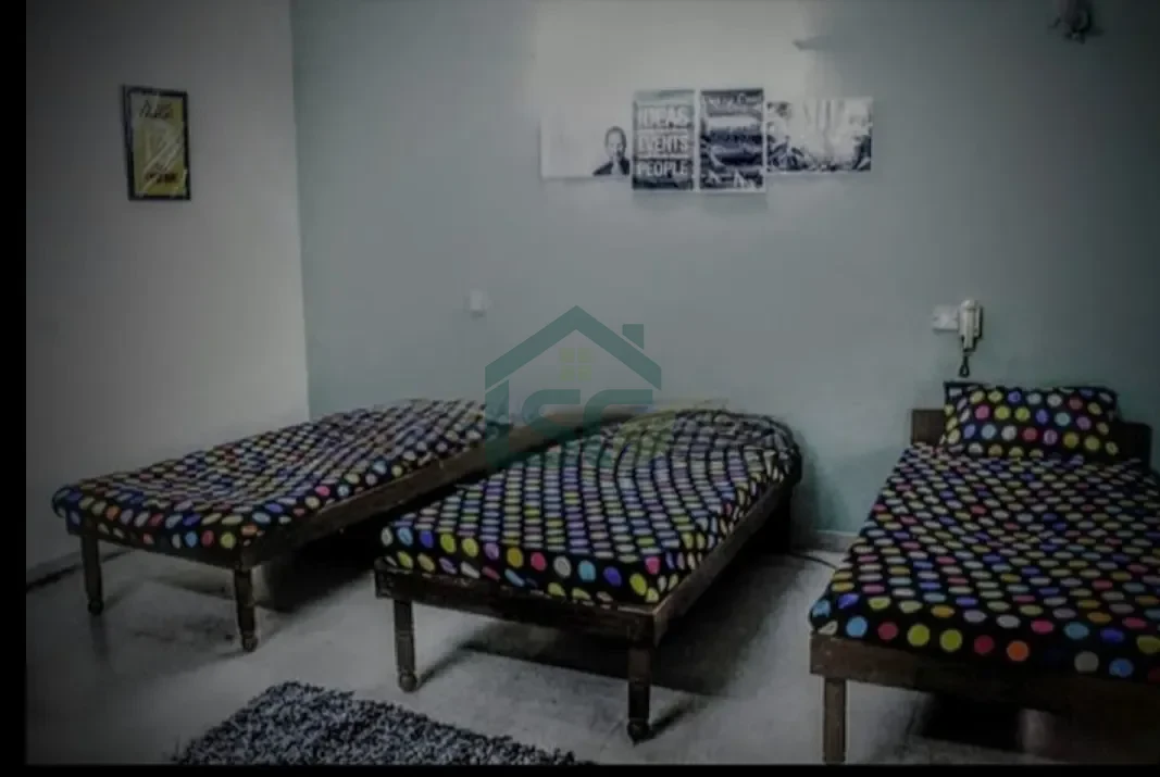 Lalaji’s PG in Hauz Khas, Delhi — property photo 1