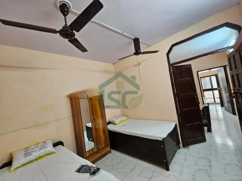 Calm Tree PG for Girls in Mayur Vihar, Delhi — property photo 3