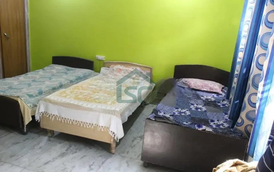 Sharma PG in Sector 17, Gurugram — property photo 3