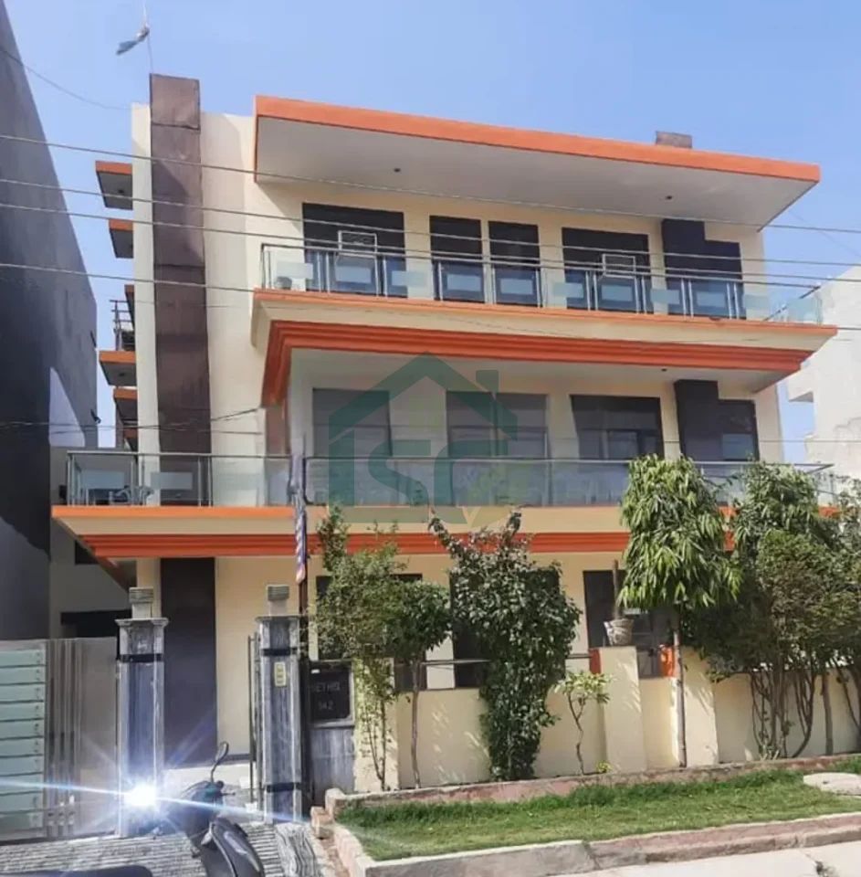 Sharma PG in Sector 17, Gurugram — property photo 4