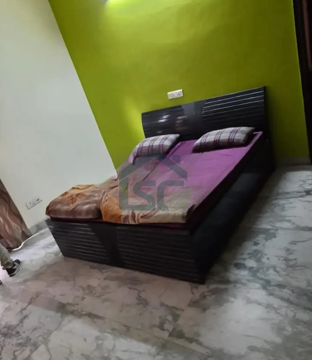 Sharma PG in Sector 17, Gurugram — property photo 1