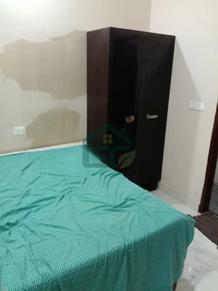 Stay house PG in Sector 33, Gurugram — property photo 1