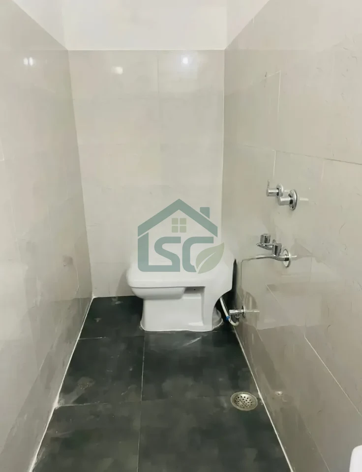 Naina PG For Girls in Punjabi Bagh, Delhi — property photo 5