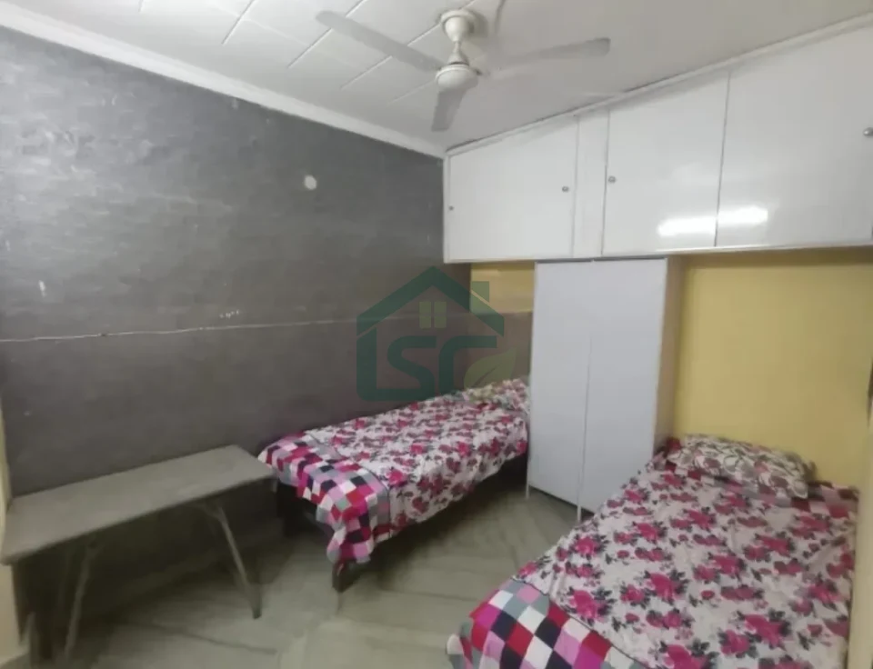Shri Pradhan JI BOY'S PG in Kalkaji, Delhi — property photo 5
