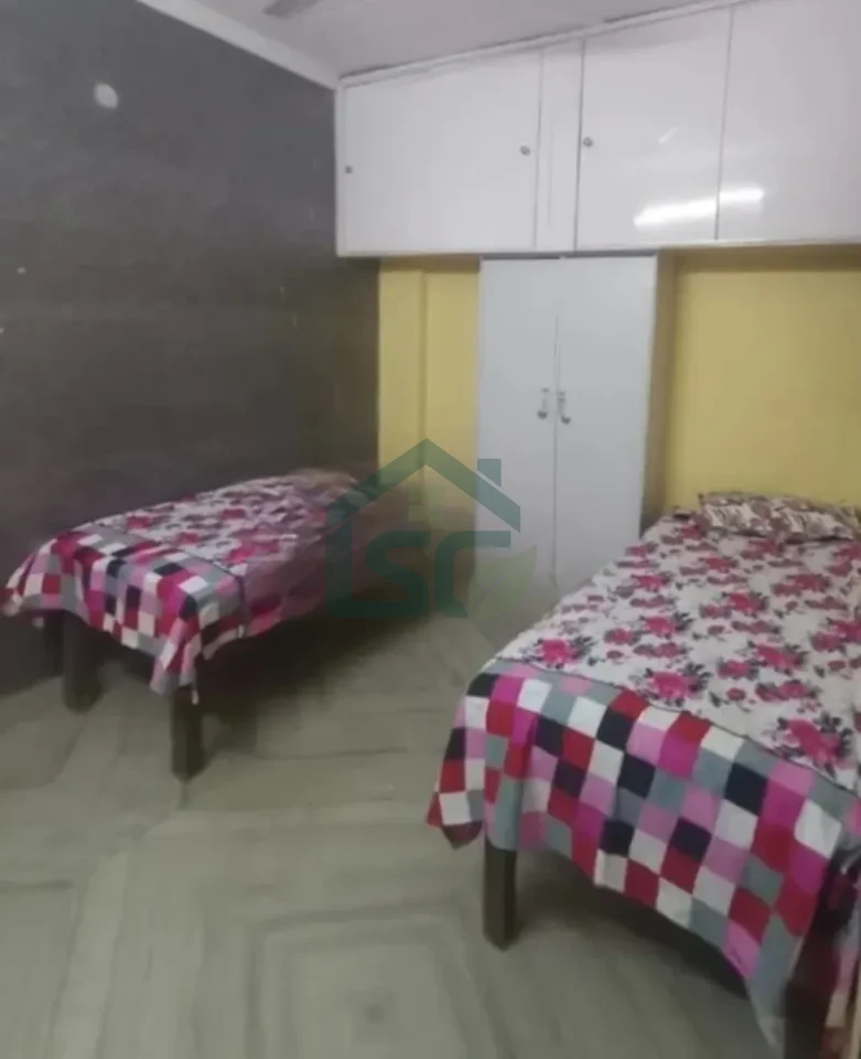 Shri Pradhan JI BOY'S PG in Kalkaji, Delhi — property photo 2