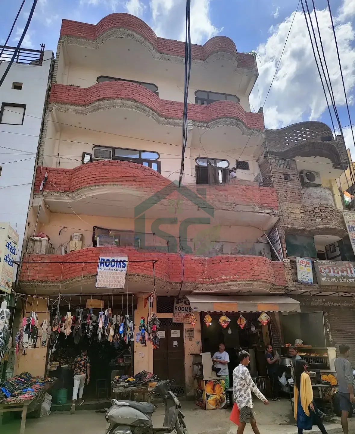 Sanskriti homes PG in Sector 31, Noida — property photo 1