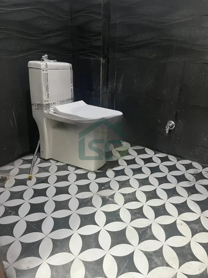Sushant Lok block C in Sector 43, Gurugram — property photo 5