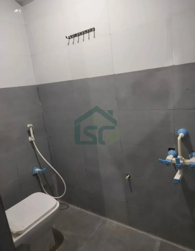 Raj niwas PG in Sector 63, Noida — property photo 2