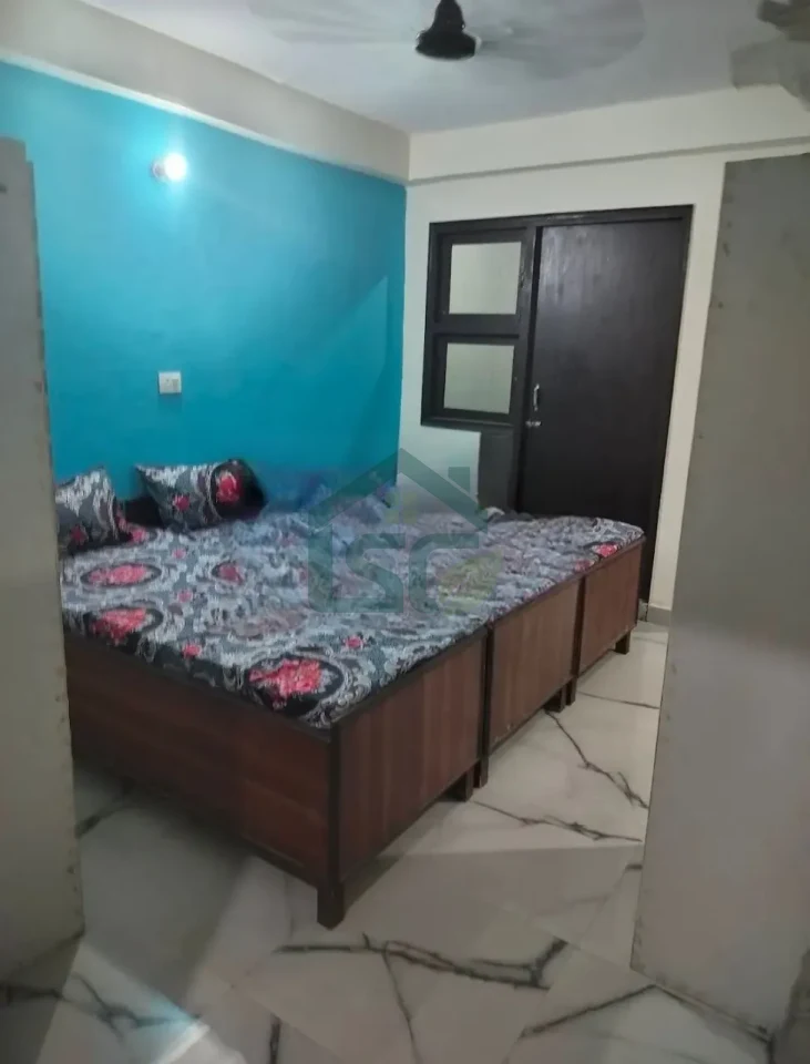 Raj niwas PG in Sector 63, Noida — property photo 5