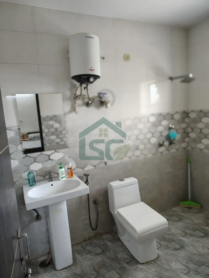 Ours PG in Sector 38, Gurugram — property photo 3