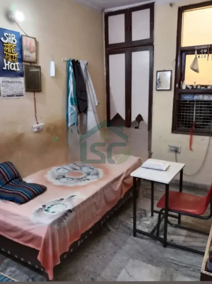 Evergreen PG in Indra Vikas Colony, Delhi — property photo 1