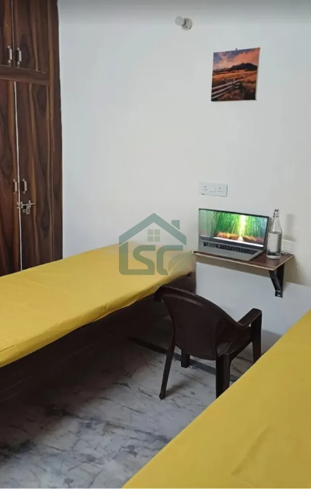 Croma PG paying guest accomodation in Sultanpur, Delhi — property photo 2