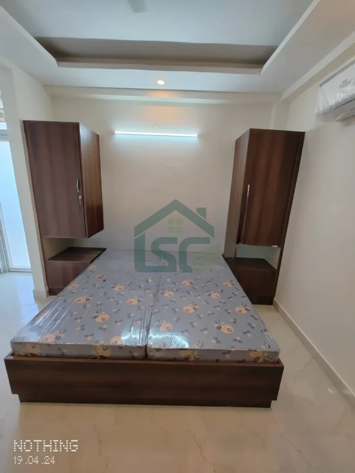 R.M. Home in Sector 24, Gurugram — property photo 1
