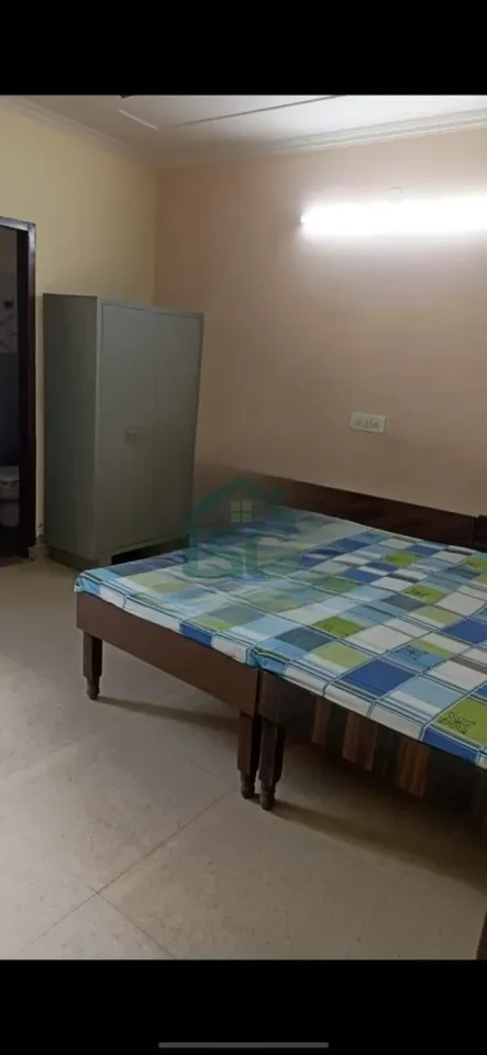 Evergreen PG in Mukherjee Nagar, Delhi — property photo 2
