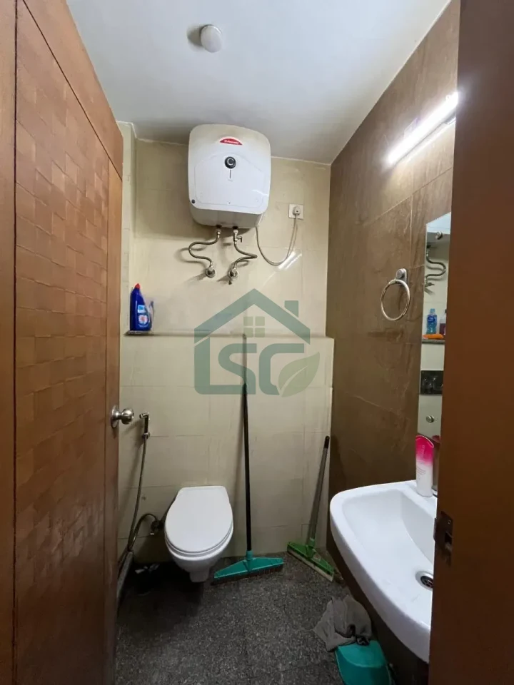 Tansha Room For Rent in Sector 57, Gurugram — property photo 2