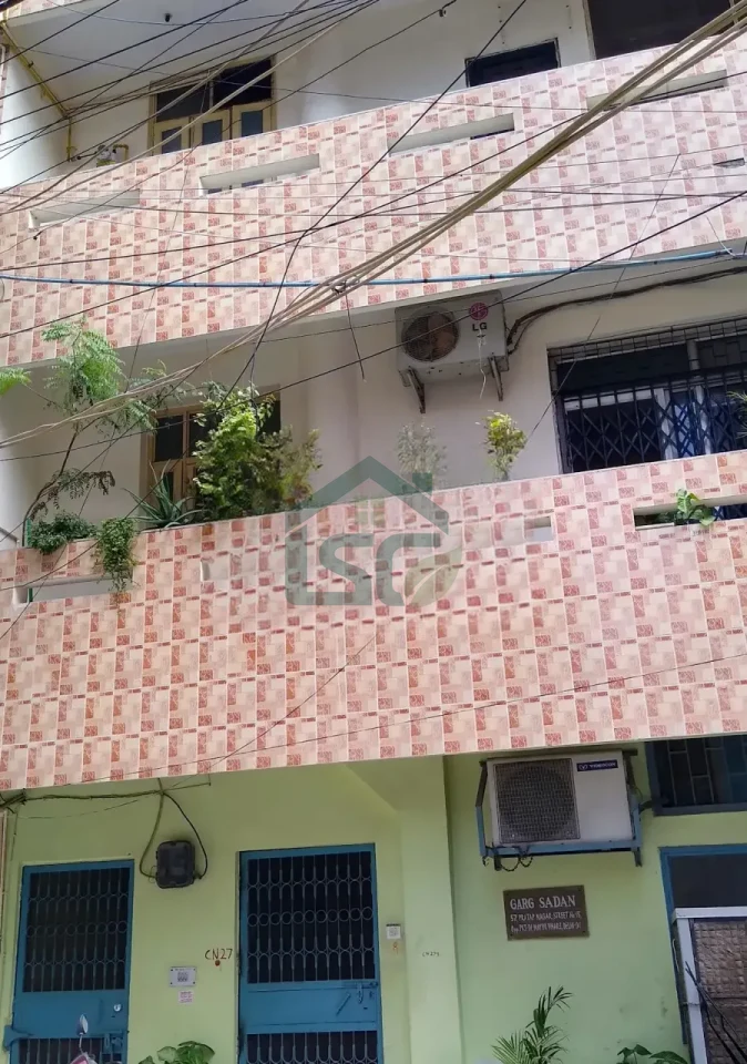 Seema Girls Accomodation in Mayur Vihar, Delhi — property photo 5