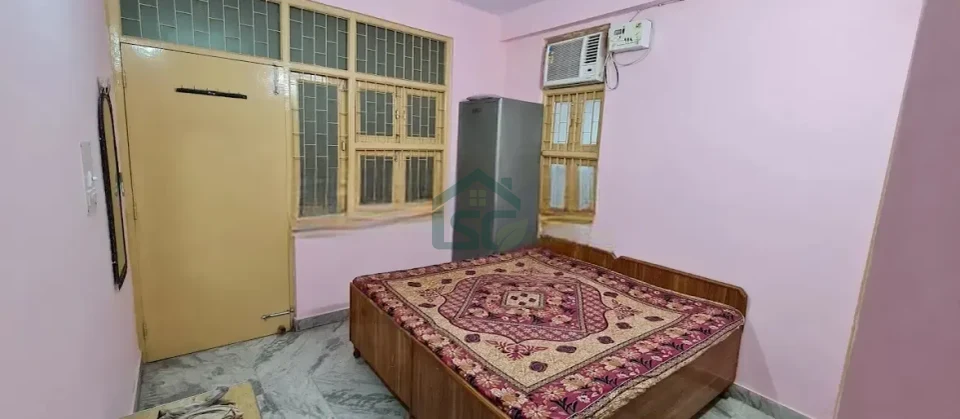 Seema Girls Accomodation in Mayur Vihar, Delhi — property photo 2