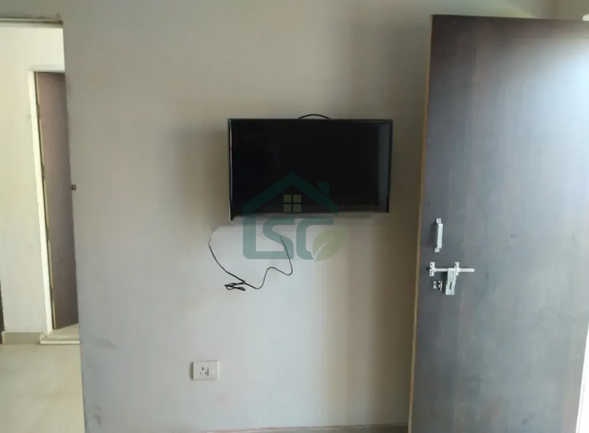 The Royal PG in Sector 85, Gurugram — property photo 1