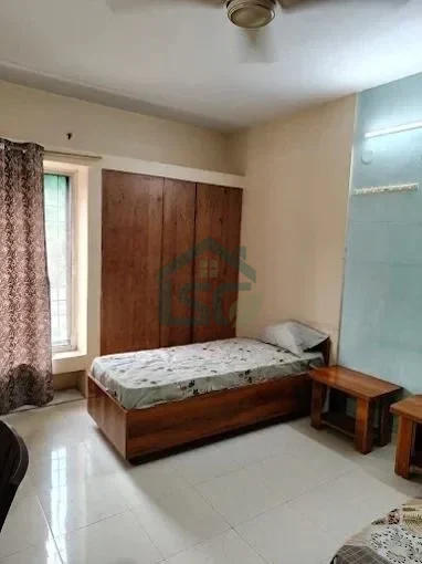 At Aashray Home Stay PG, Yerawada, Pune