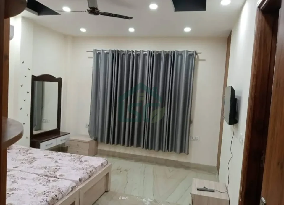 Radhe Residency in Sector 38, Gurugram — property photo 1