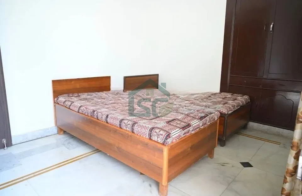 Radhey Girls PG in Saiyad ul Ajaib, Delhi — property photo 5