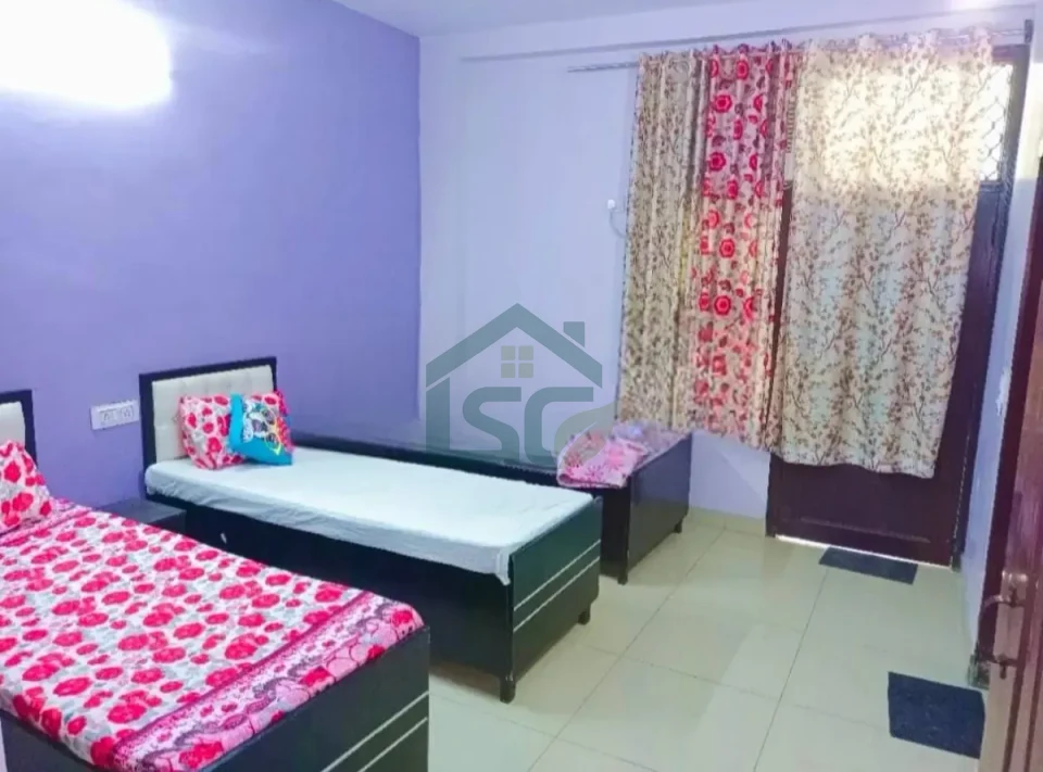 White house PG in Sector 14, Gurugram — property photo 4