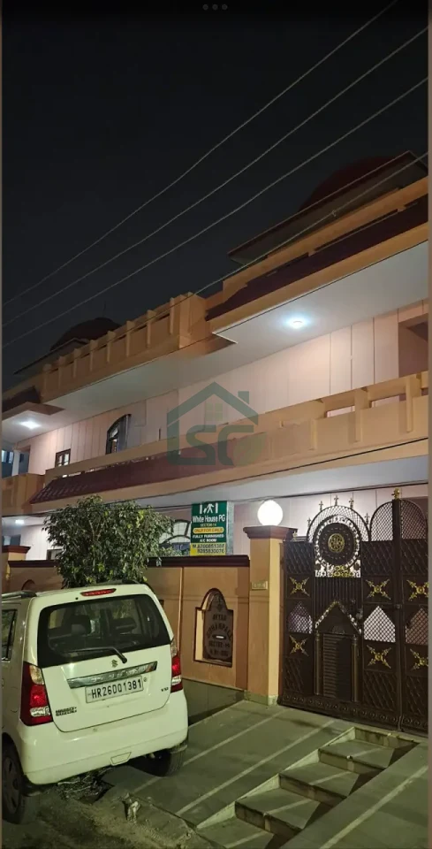 White house PG in Sector 14, Gurugram — property photo 5