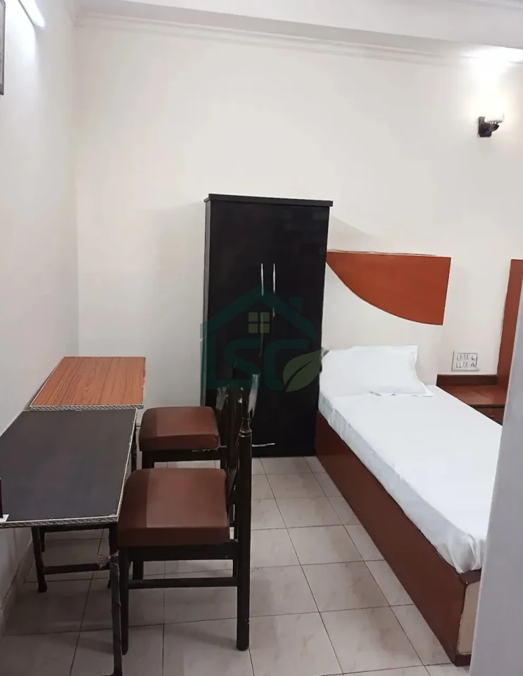 Saraswati PG in Karol Bagh, Delhi — property photo 5