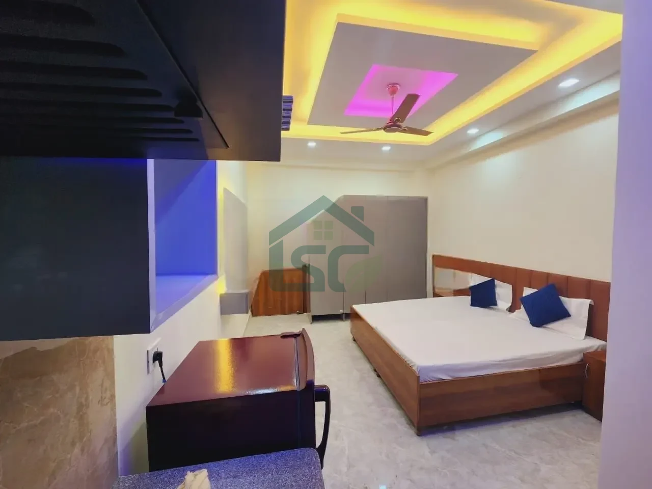 Amrit residency in Sector 23A, Gurugram — property photo 1