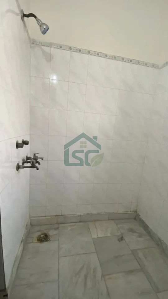THE QUEEN'S PG in Sector 26, Noida — property photo 2