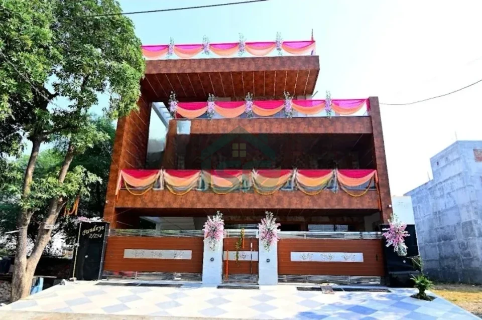 Photo 5 of Shree Luxurious Girls PG, Mansrover, Lucknow