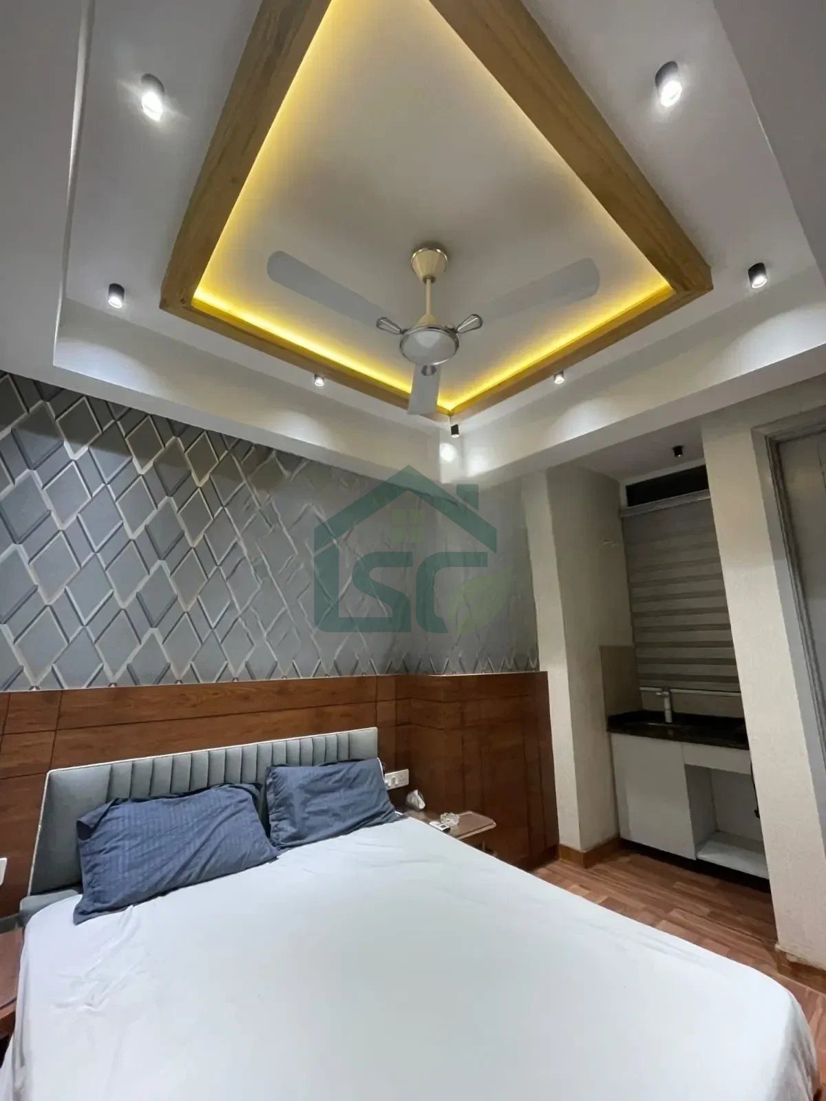 F1 PG Shaheen Bagh in Okhla, Delhi — property photo 1