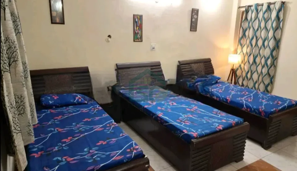 Stay in class PG in Sector 41, Gurugram — property photo 3