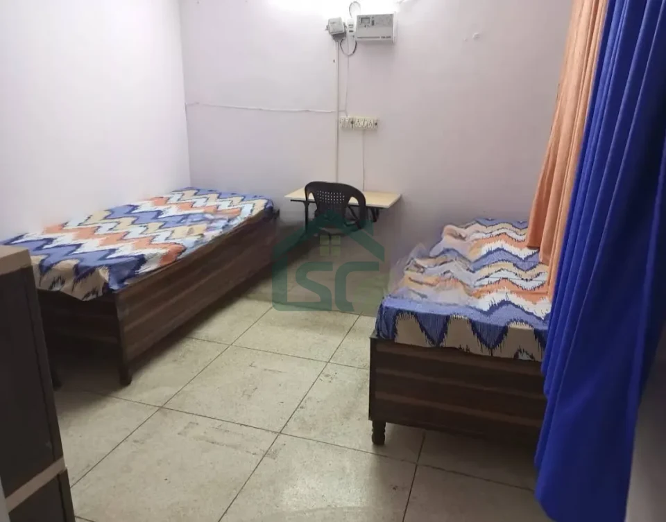 Dabas boys hostel in Sector 71, Noida — property photo 4