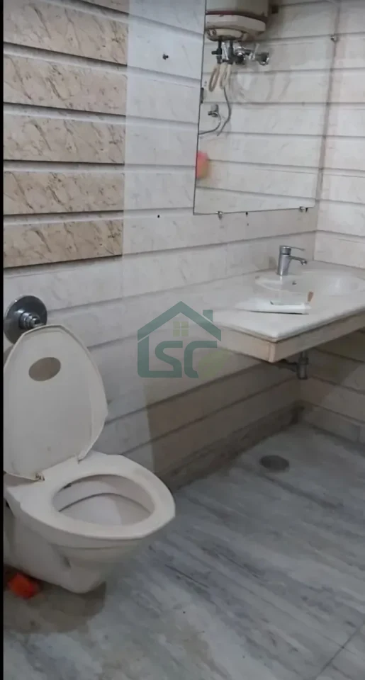 PG in Janakpuri in Janakpuri, Delhi — property photo 2