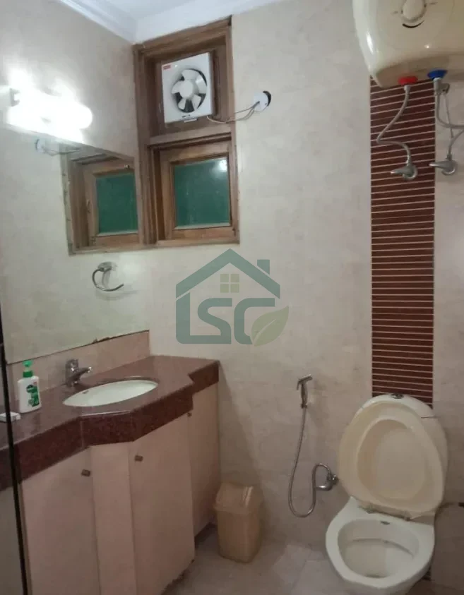 Shivom PG FOR Girls in Sector 26, Gurugram — property photo 1