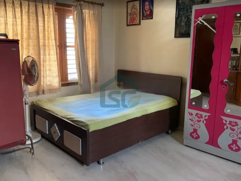 At Devyani Aunty’S PG, Gotri, Vadodara