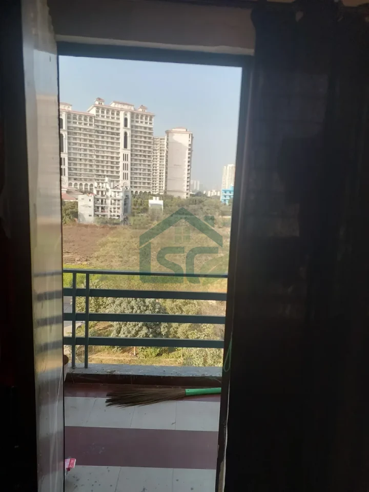 Lavas Room For Rent in Sector 86, Gurugram — property photo 2