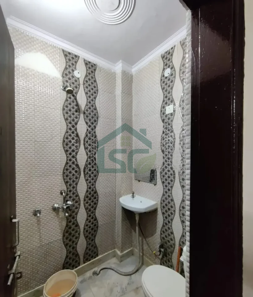 Sunshine Girls PG in Hastsal, Delhi — property photo 2