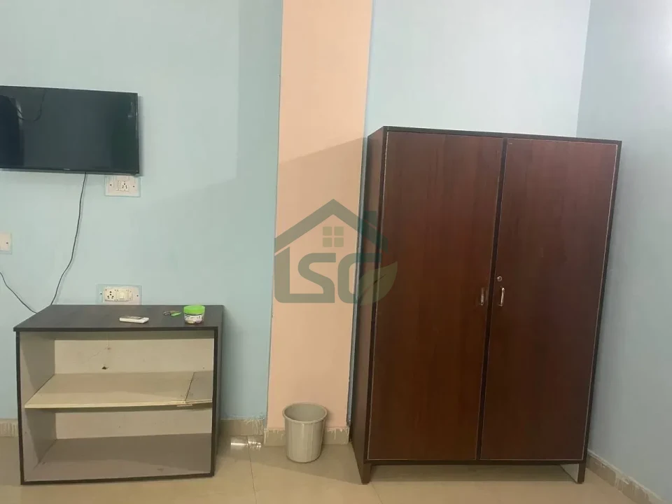 Vikas Boys and Girls PG in Sector 15, Gurugram — property photo 2