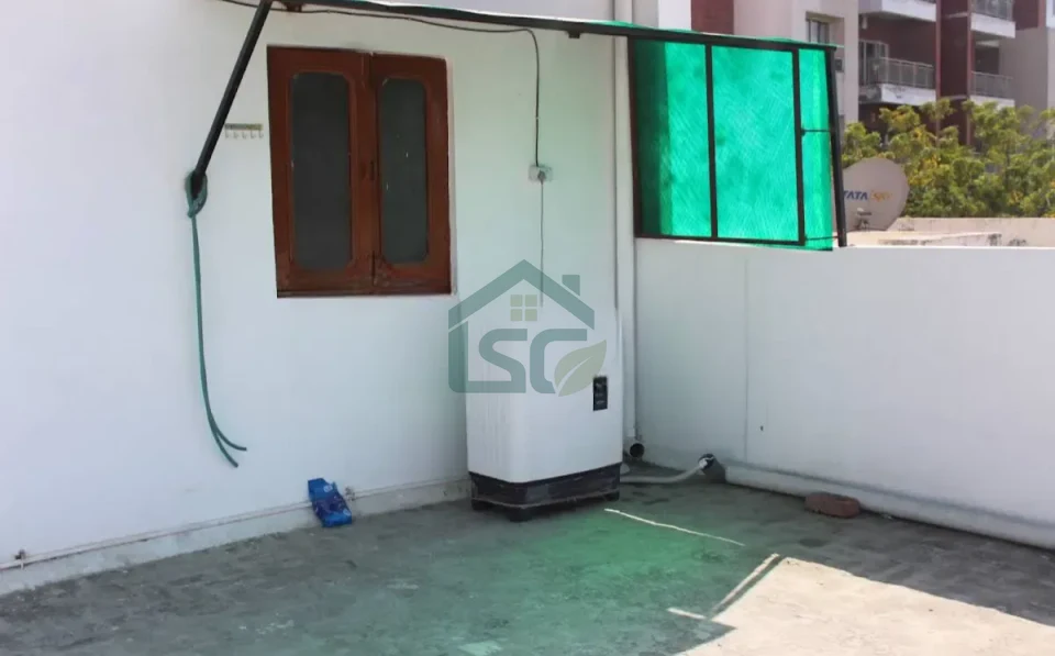 Sharma PG for Girls in Sector 17, Gurugram — property photo 4
