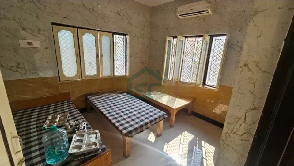 Photo 5 of Raman Sardar Ji Alpha-6 Girls PG& Hostel, Lda colony, Lucknow