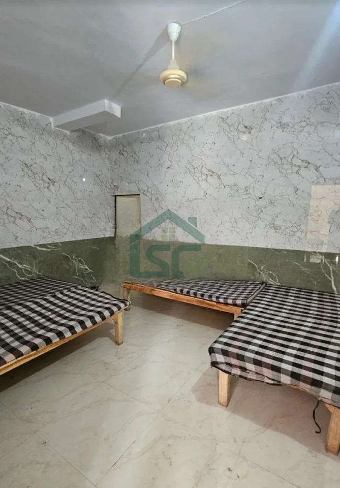 Photo 4 of Raman Sardar Ji Alpha-6 Girls PG& Hostel, Lda colony, Lucknow