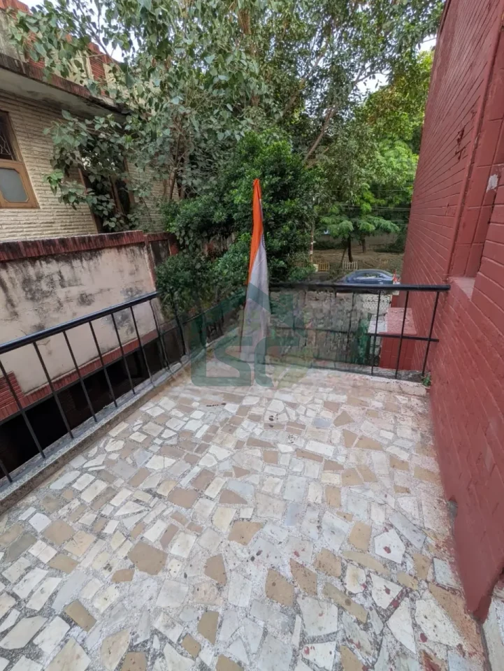 Surya Girls PG in Sector 36, Noida — property photo 3