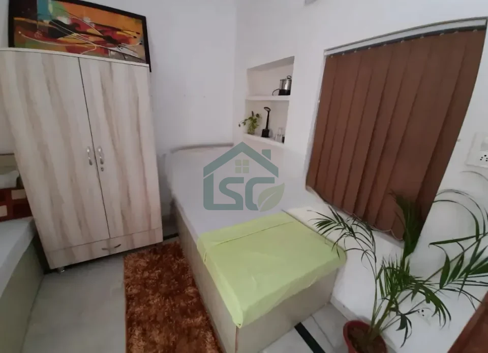 Parth PG in Tukhmirpur, Delhi — property photo 3