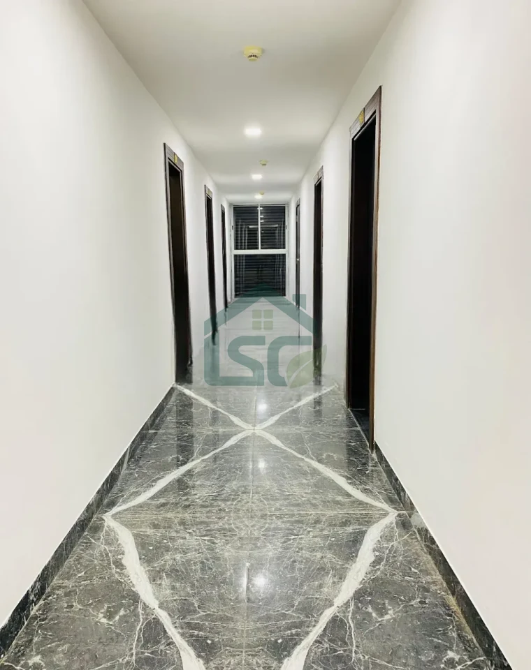 Hr 10 homes girls PG in Sector 43, Gurugram — property photo 3