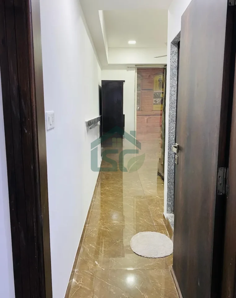 Hr 10 homes girls PG in Sector 43, Gurugram — property photo 1